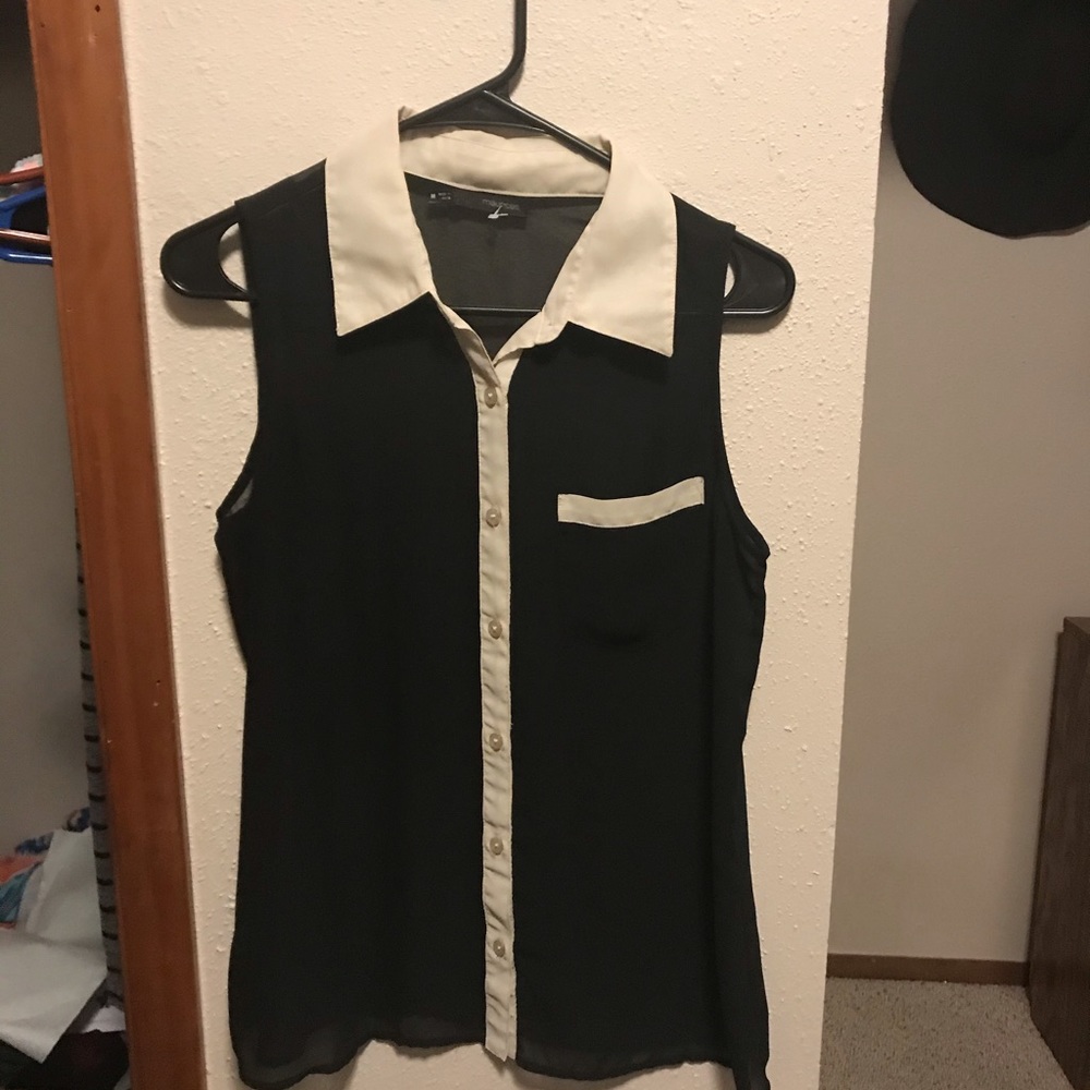 Black and white top